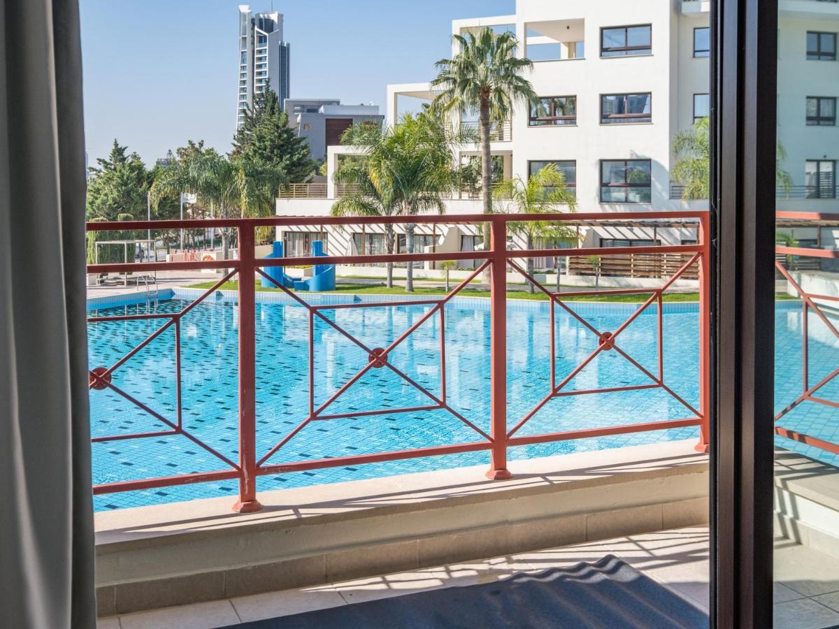 Sanders Aqua Park Resort - Precious 3-Bedroom Holiday Home With Shared Pool Limassol Exterior foto